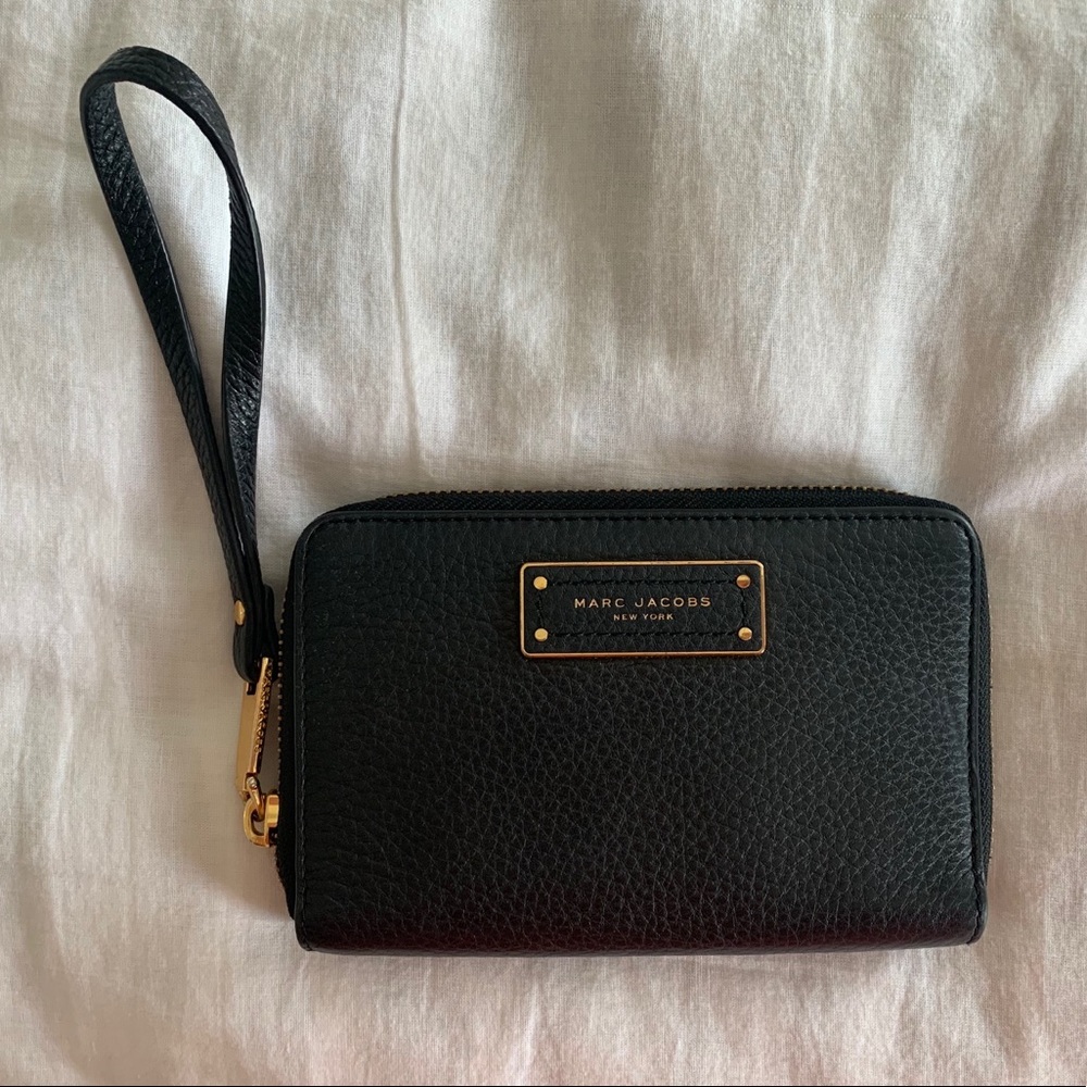 Black Marc Jacobs wristlet